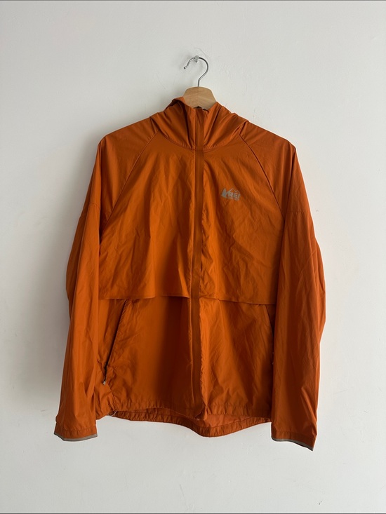 REI Jackets & Blazers - REI Woman’s Hooded Windbreaker in Bright Orange M